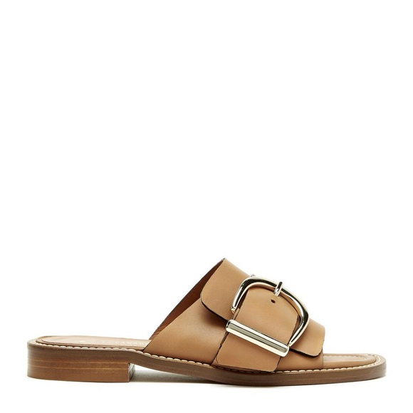 La CANADIENNE Shoes - EUC La CANADIENNE Buckle Tan Leather Sandals